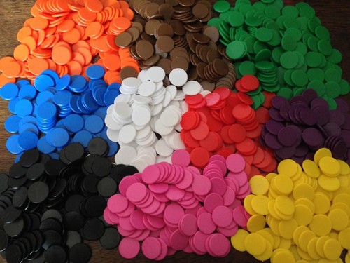 100x coloured plastic counters - 100x,